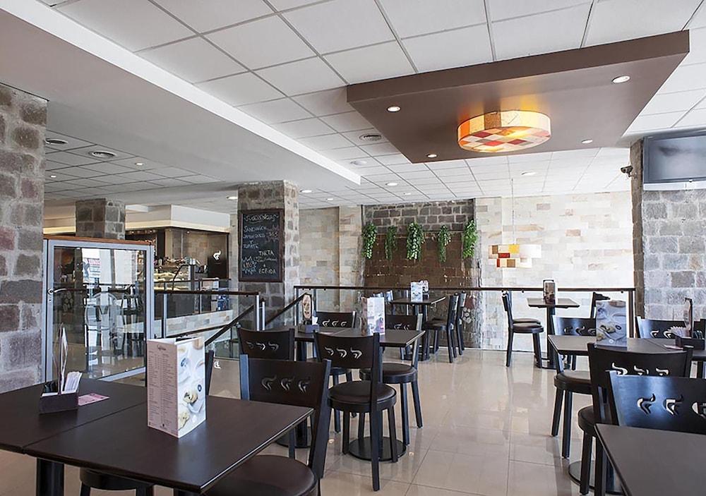 Yene Hue Hotel Puerto Madryn Buitenkant foto