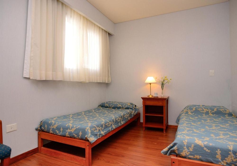 Yene Hue Hotel Puerto Madryn Buitenkant foto
