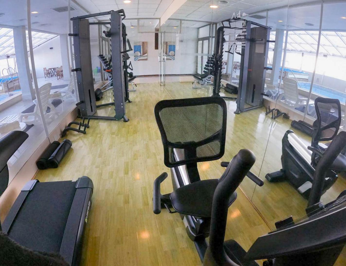 Yene Hue Hotel Puerto Madryn Buitenkant foto